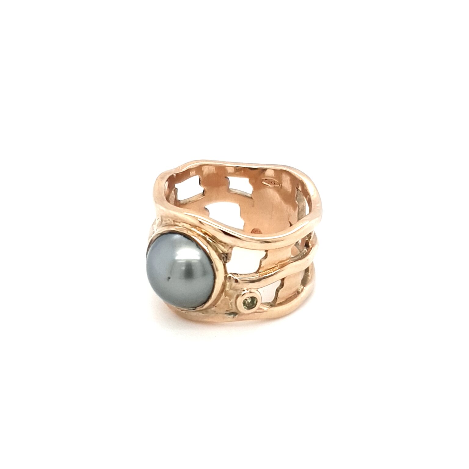 Coral Bay Collection Half Pearl Ring_1