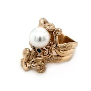 Leon Baker 9K Yellow Gold Broome Pearl and Blue Diamond Octopus Ring_1