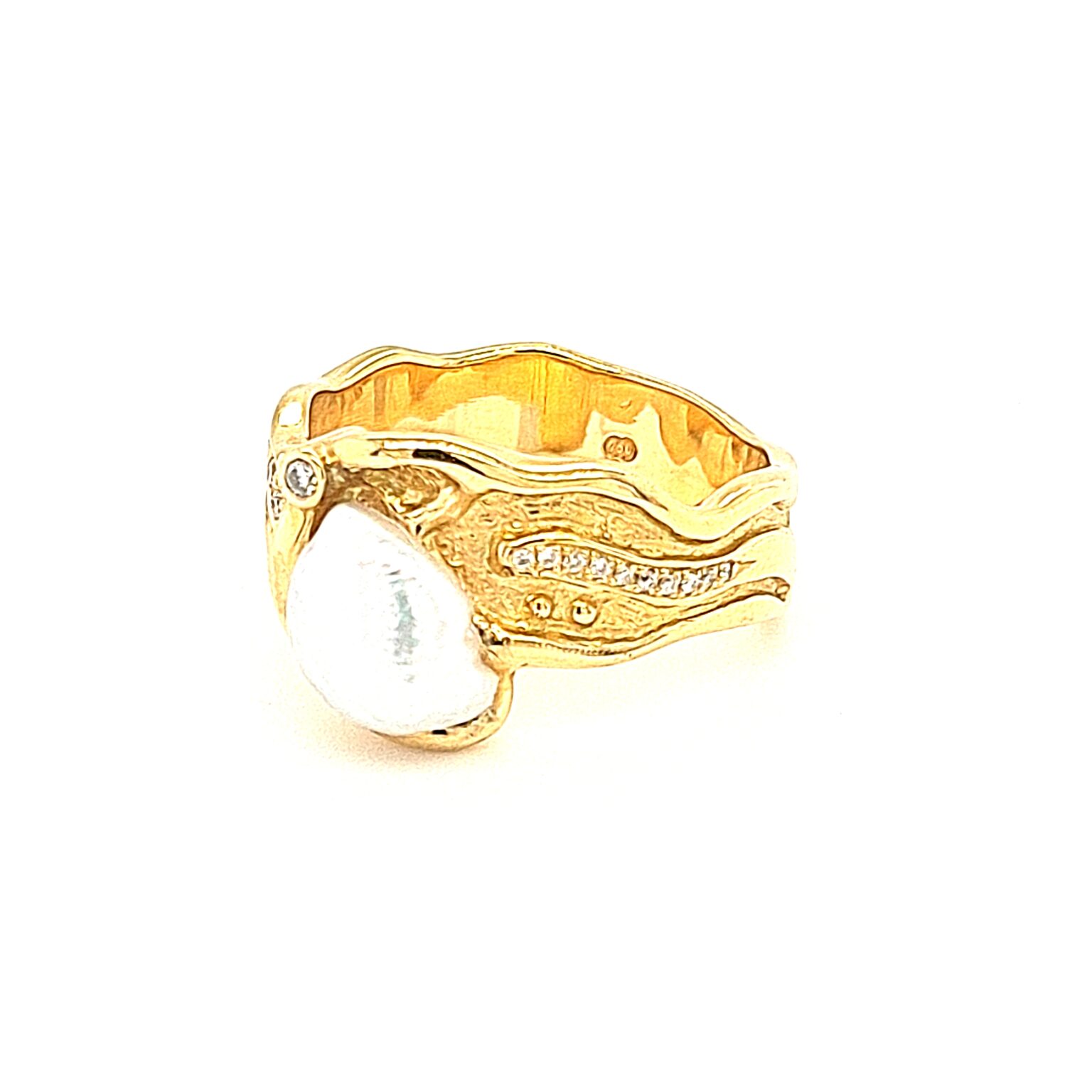 Leon Baker 18K Yellow Gold Broome Keshi Pearl and Diamond Ring_1