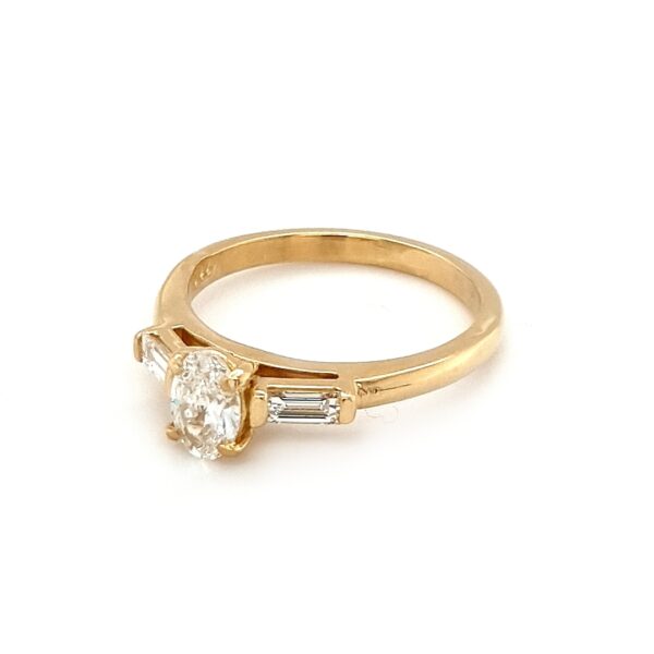 Leon Baker 18K Yellow Gold and Oval Diamond Engagement Ring_1