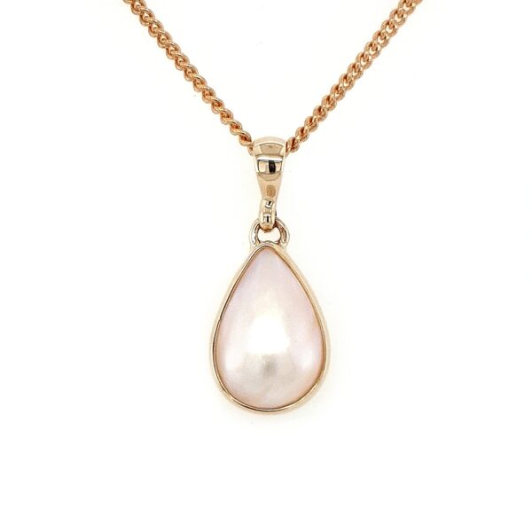 Leon Baker 9K Yellow Gold and Saltwater Mabe Pearl Pendant_0