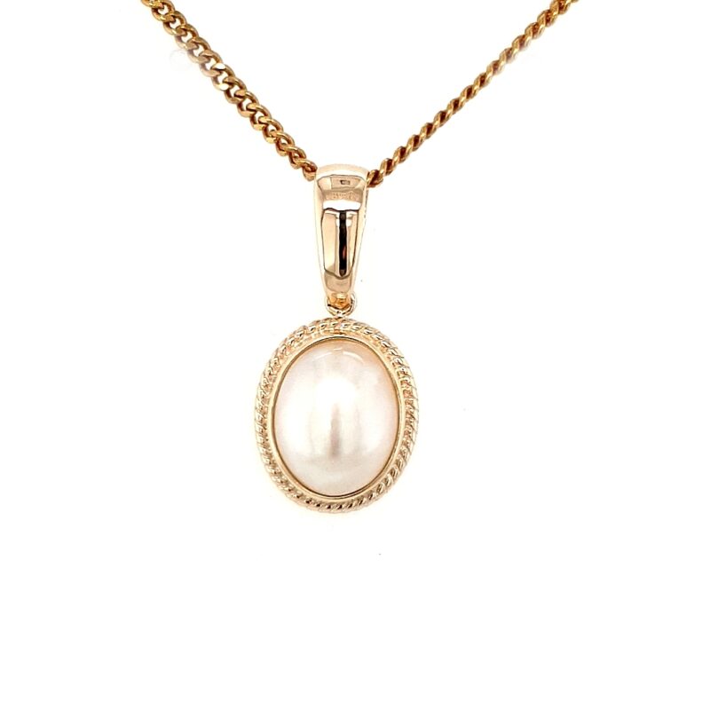 Leon Baker 9K Yellow Gold and White Mabe Pearl Pendant_0