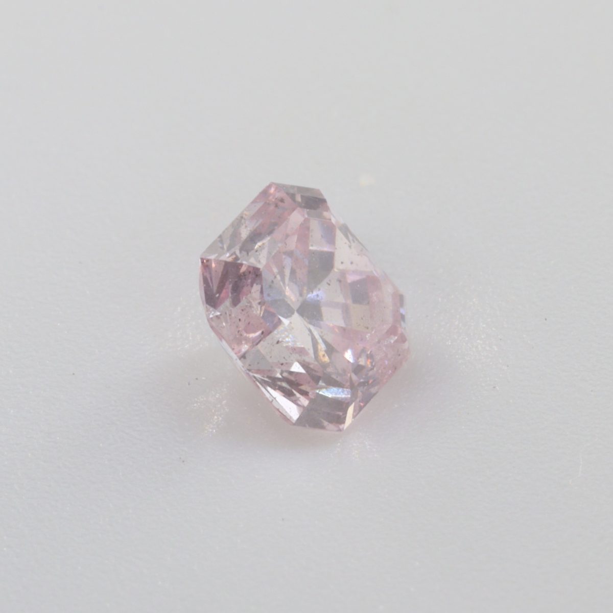 0.27ct 8PR Radiant Cut Argyle Pink Diamond_1