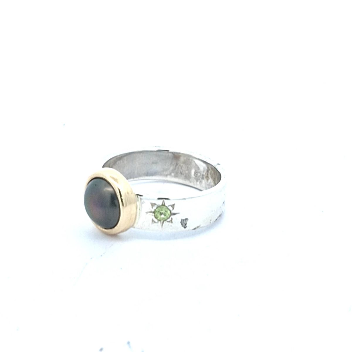 9KYG S/SIL ABROLHOS PEARL RING WITH PERIDOT STONES_1