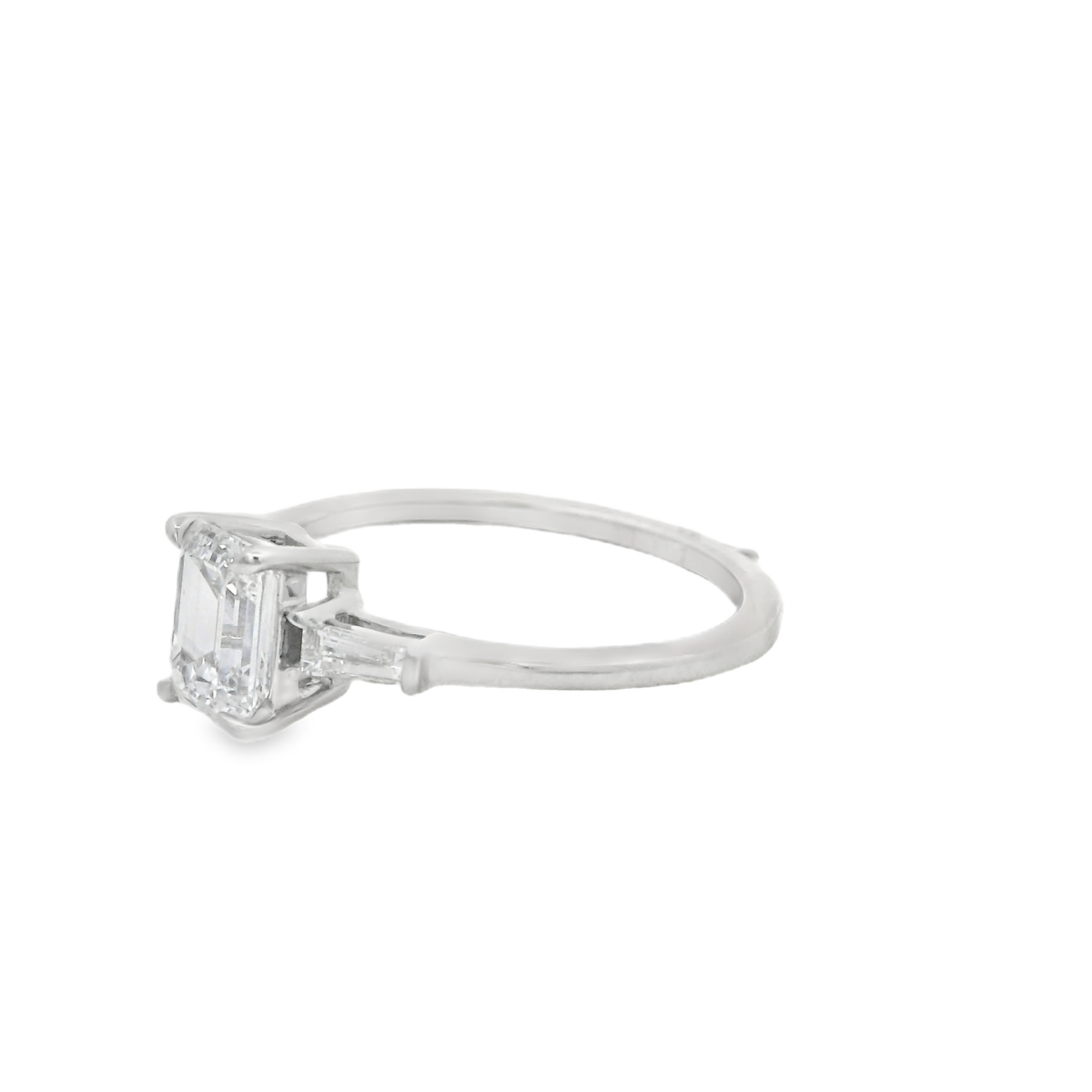 8KWG 1ct Emerald Cut Lab Diamond 2X 0.10ct Lab Diamond Engagement Ring_2