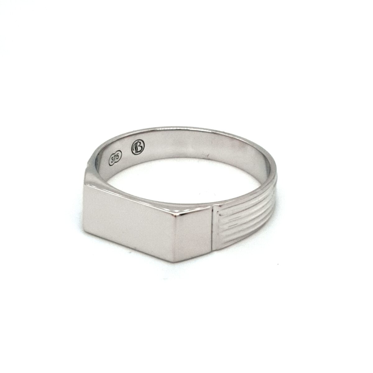 Leon Baker 9K White Gold Wedder_1