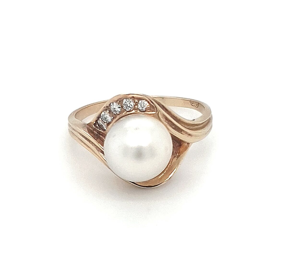 Leon Baker 9K Yellow Gold Broome Pearl and Diamond Ring_0