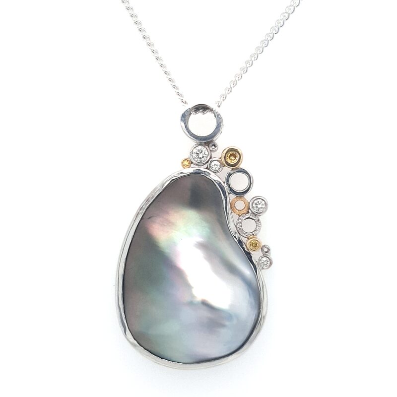 Leon Baker 18K Abrohlos Mabe Pearl and Diamond Pendant_0