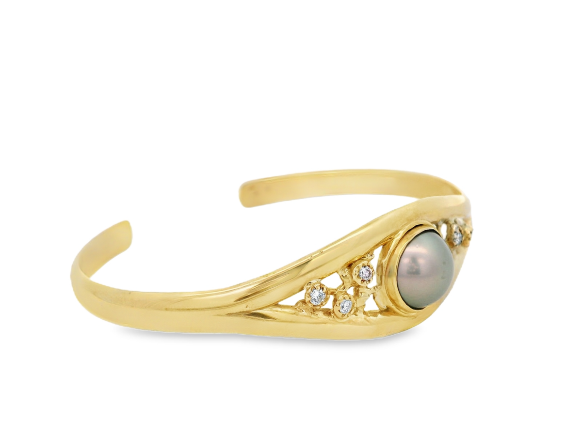 Leon Bakers 9K Yellow Gold Coral Bay Abrolhos Pearls and Diamond Cuff Bangle_1