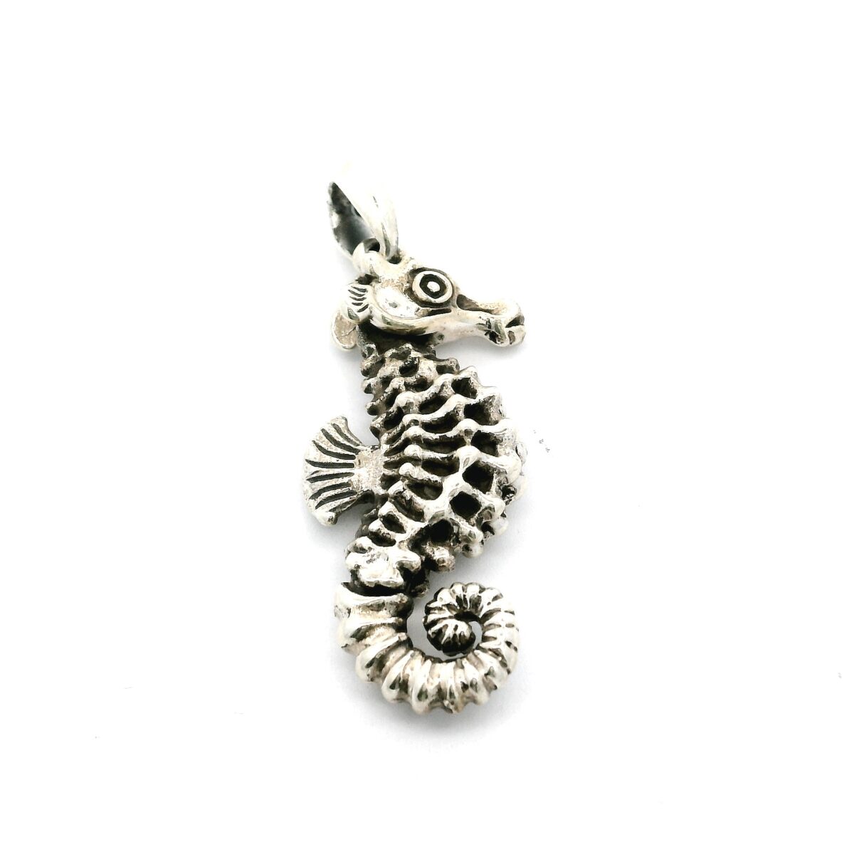 S/Sil Medium Seahorse Pendant_1